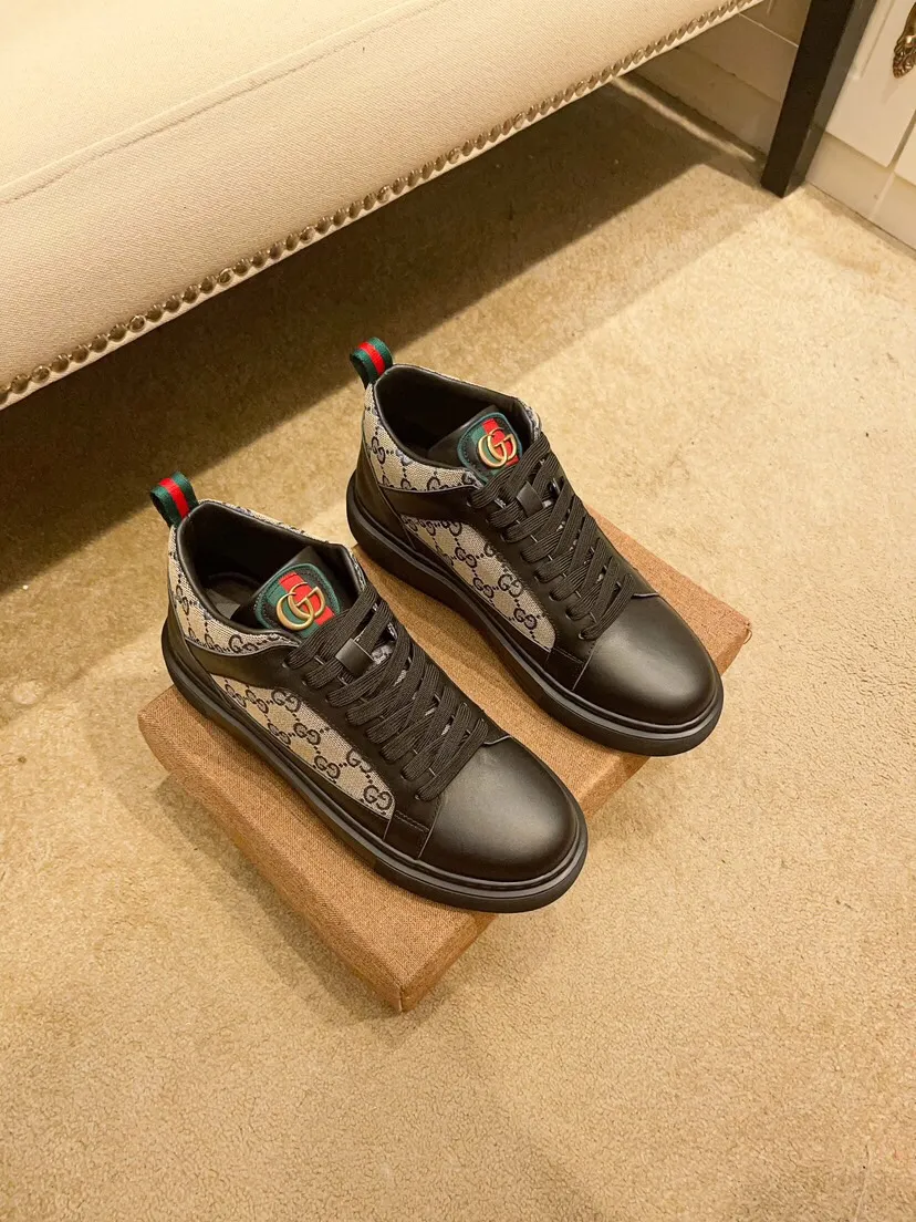 Factory price 460 [Gucci] Gucci's latest high-top casual Korean-style men's shoes, new autumn and winter design, perfect workmanship, cabinet quality, upper: cowhide material, leather lining; soft and comfortable, rubber outsole ultra-light, wear-resistant, simple, versatile fashion men's shoes, color optional, size 38--44